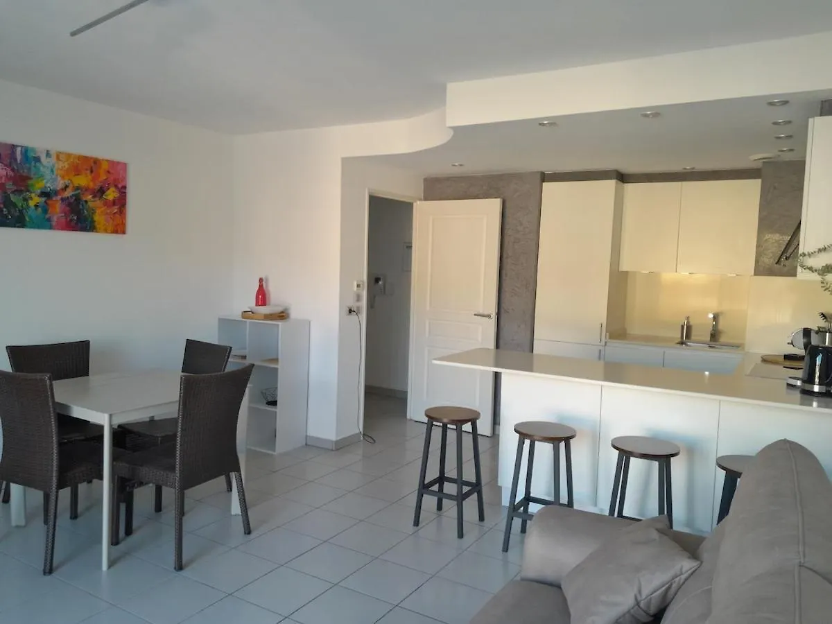 Cannes Centre-Ville, Clim, Wifi 2-4P